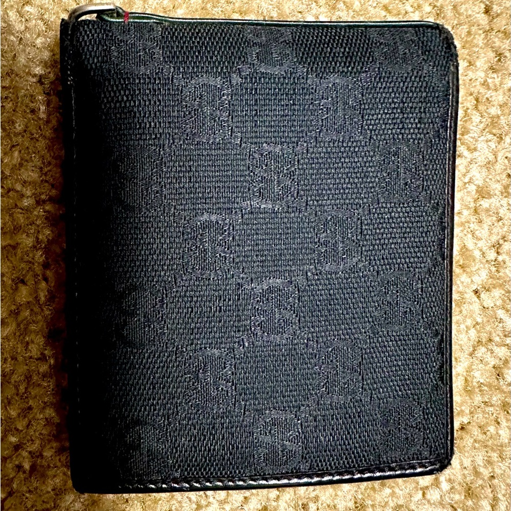 Gucci GG biffold wallet